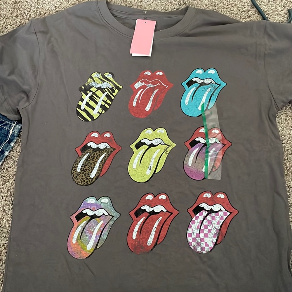 t-shirt